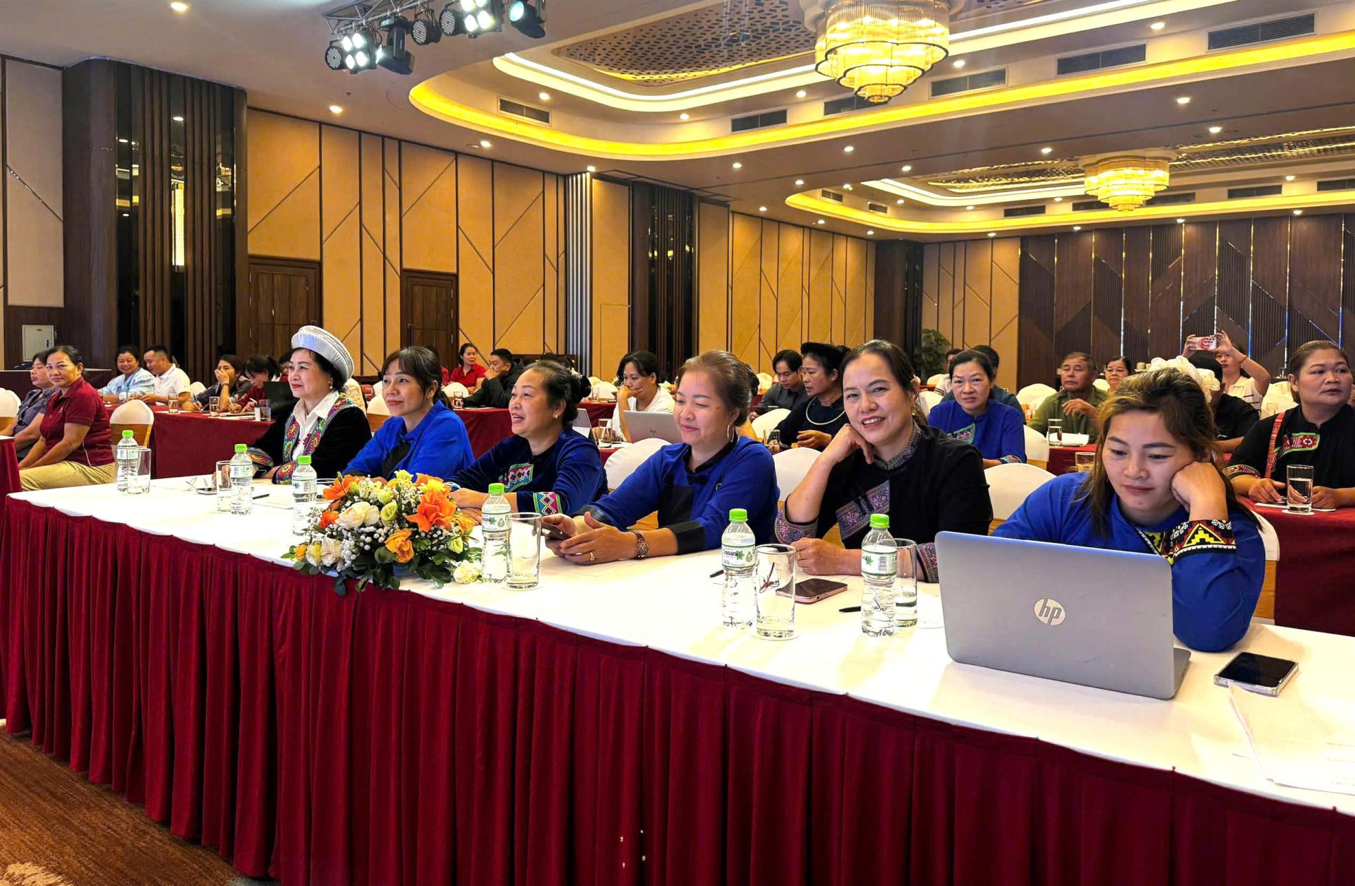 Cao Bằng đẩy mạnh ứng dụng AI và thương mại điện tử, nâng cao năng lực kinh doanh trên môi trường số cho doanh nghiệp