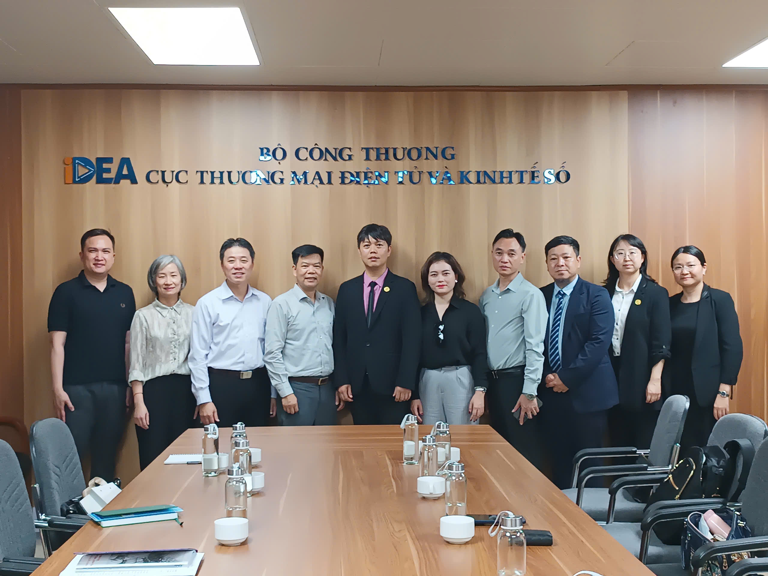 Đẩy mạnh hợp tác thương mại điện tử xuyên biên giới Việt Nam – Trung Quốc