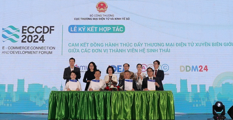 Bộ Công Thương đồng hành và hỗ trợ các doanh nghiệp thúc đẩy xuất khẩu trực tuyến