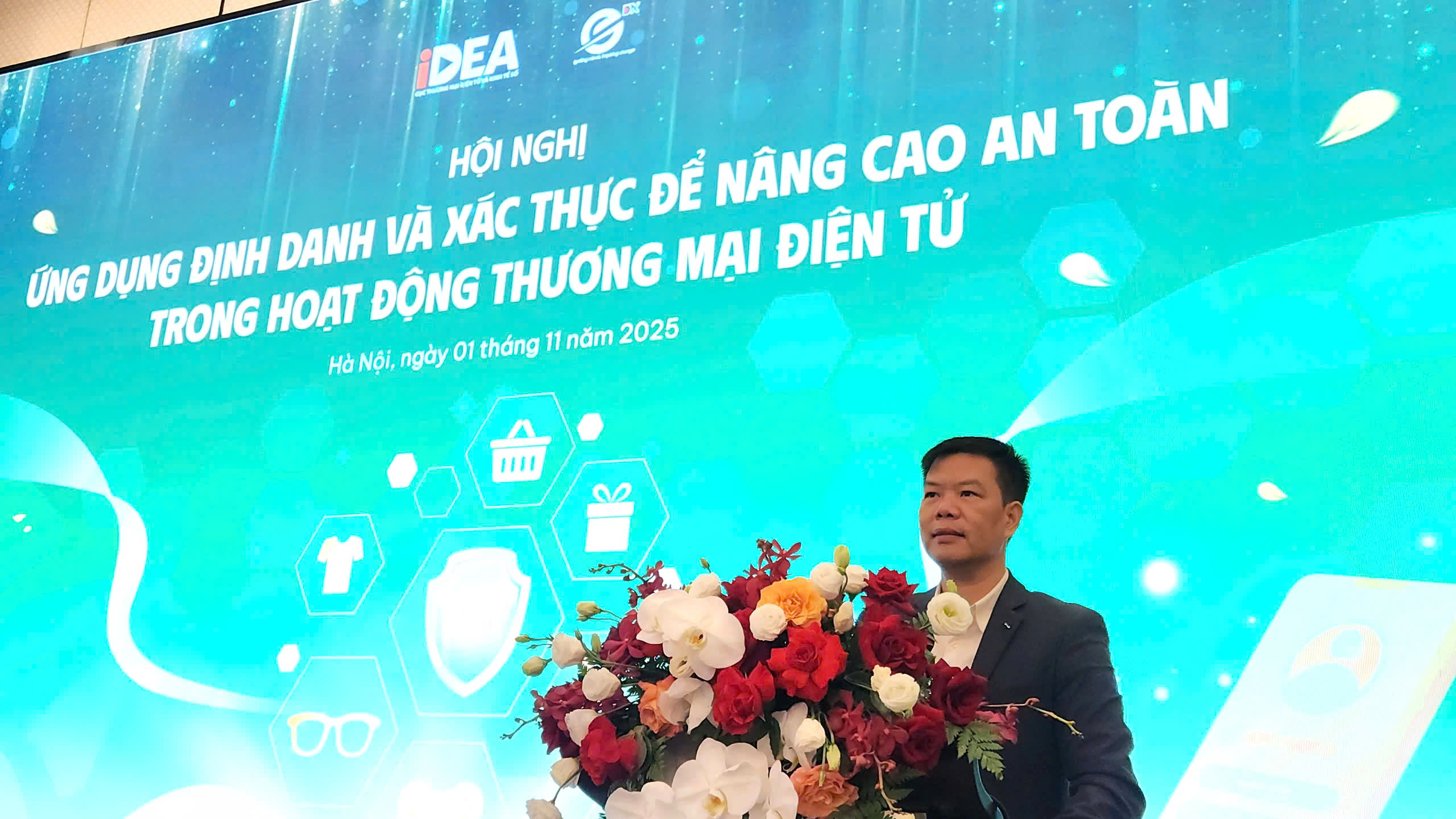 Hội nghị “Ứng dụng định danh và xác thực để nâng cao an toàn trong hoạt động Thương mại điện tử”