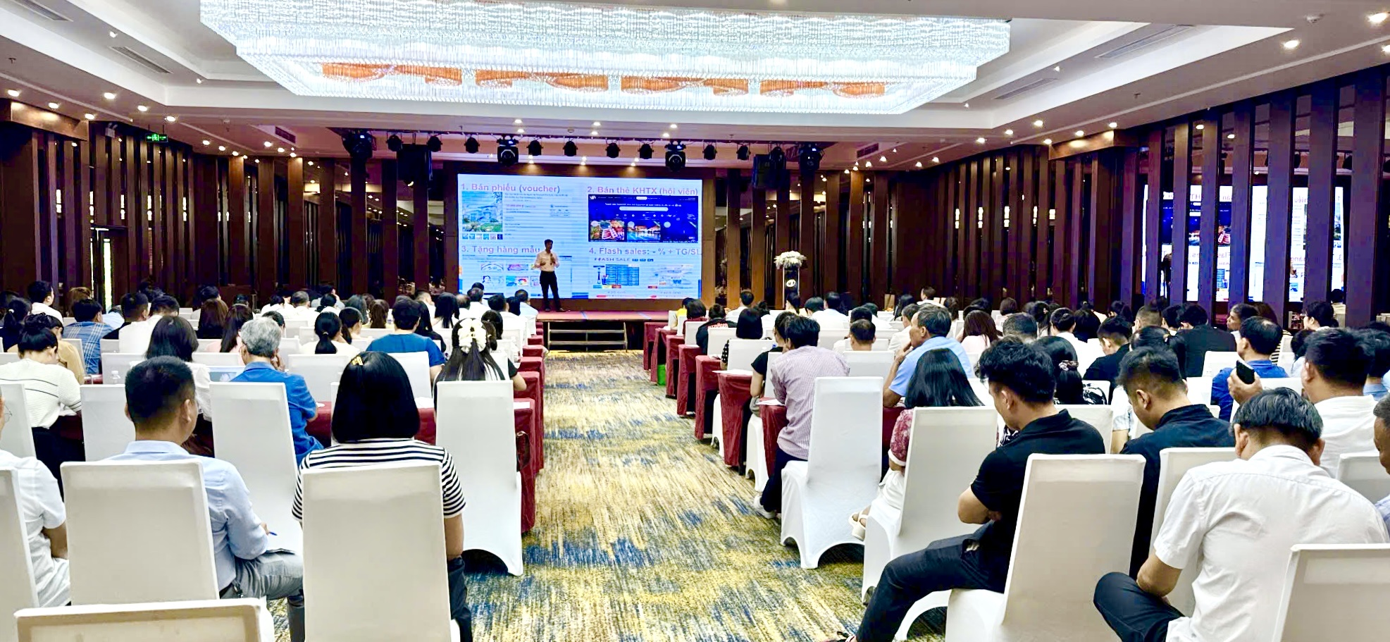 Phát triển TMĐT tại Thanh Hóa: Chú trọng Kỹ năng, Thuế và AI
